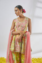 Load image into Gallery viewer, Jaanvi Sharara set