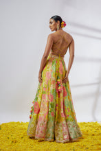 Load image into Gallery viewer, Sumaira Lehanga Set