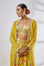 Load image into Gallery viewer, Saisha Drape Skirt Set