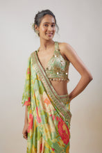 Load image into Gallery viewer, Disha saree set