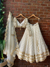 Load image into Gallery viewer, Ivory Sharmily lehenga set