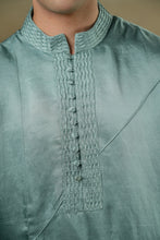 Load image into Gallery viewer, Chateau Delight short jacket