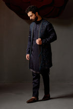 Load image into Gallery viewer, John Wane shrug set