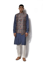Load image into Gallery viewer, Blue Printed Bundi Kurta Set