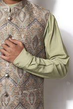 Load image into Gallery viewer, Mint Green Printed Bundi Kurta Set