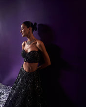 Load image into Gallery viewer, Black Net Lehenga Set