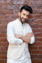 Load image into Gallery viewer, Ivory Kurta, Vest and Pant set