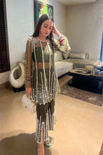 Load image into Gallery viewer, Girlfriends