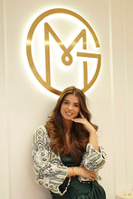 Load image into Gallery viewer, Girlfriends