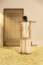 Load image into Gallery viewer, Short kurta with sharara and odhni