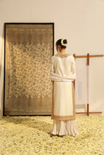 Load image into Gallery viewer, Straight kurta with crushed silk skirt and crushed dupatta