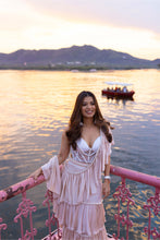 Load image into Gallery viewer, Girlfriends