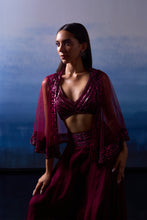 Load image into Gallery viewer, WINE ORGANZA CAPE SET
