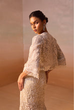 Load image into Gallery viewer, IVORY TRAIL SKIRT WITH PLEATED CROPTOP AND VEIL