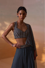 Load image into Gallery viewer, GREY SHIMMER DRAPED SAREE