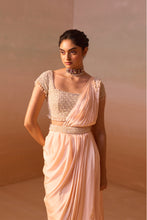 Load image into Gallery viewer, PEACH DRAPED SAREE