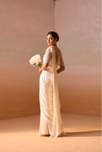 Load image into Gallery viewer, IVORY DRAPED SAREE