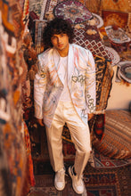 Load image into Gallery viewer, The Water Lily Concept Look