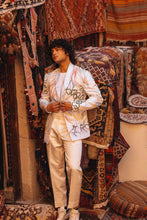 Load image into Gallery viewer, The Water Lily Concept Look