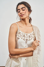 Load image into Gallery viewer, IVORY KALIDAAR WITH IVORY DUPATTA