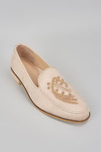 Load image into Gallery viewer, Nude Embroidered Loafers
