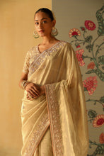 Load image into Gallery viewer, SARAA Saree & Blouse