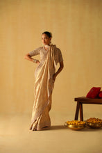 Load image into Gallery viewer, SARAA Saree & Blouse