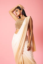 Load image into Gallery viewer, Ivory and golden ombre saree