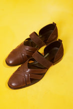 Load image into Gallery viewer, Brown criss cross peshawari
