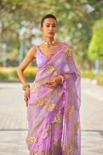 Load image into Gallery viewer, Mauve multicolor Flower Saree Set