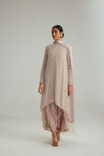 Load image into Gallery viewer, Ash Pink Pearl Drop Kurta set with Dupatta