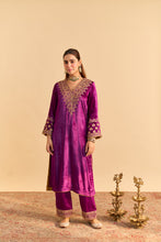 Load image into Gallery viewer, Aynaz - Deep Purple Kurta with Salwar