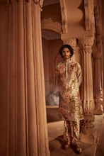 Load image into Gallery viewer, VIRAJ KURTA SET