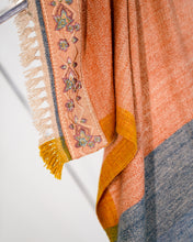 Load image into Gallery viewer, Color block Pashmina