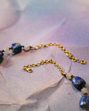 Load image into Gallery viewer, Deep Ocean Neckpiece