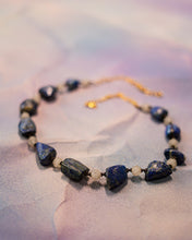 Load image into Gallery viewer, Deep Ocean Neckpiece