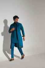 Load image into Gallery viewer, Teal Blue Shacket