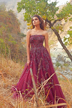 Load image into Gallery viewer, Wine Tulle Gown