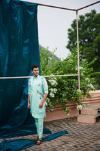 Load image into Gallery viewer, Tiffany Blues