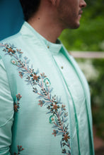 Load image into Gallery viewer, Tiffany Blues