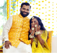 Load image into Gallery viewer, Ivory Floral Jewellery Set (Wbtdeh-03)