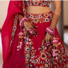 Load image into Gallery viewer, Haath Phool With Kaleere (Piwb Hpk)