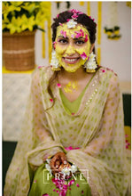 Load image into Gallery viewer, Ivory Floral Jewellery Set (Sstjh5A-04)