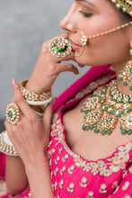 Load image into Gallery viewer, Green Meenakari Necklace