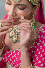 Load image into Gallery viewer, Green Meenakari Necklace