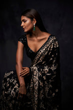 Load image into Gallery viewer, Black Ivory Saree