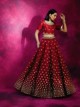 Load image into Gallery viewer, Brick Red Flower Gradatio Skirt Top Set