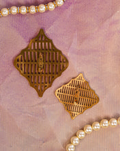 Load image into Gallery viewer, Leaf Gold Kalgi