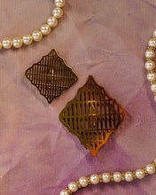 Load image into Gallery viewer, Leaf Gold Kalgi