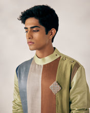 Load image into Gallery viewer, Medley